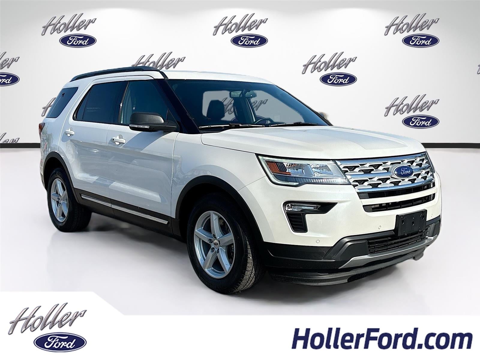 2019 Ford Explorer XLT in White Platinum Metallic Tri-Coat — front three-quarter view